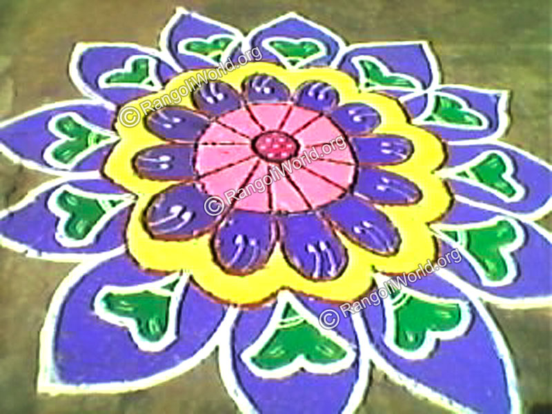 Flower Rangoli 7 Jan2008 with violet leaves