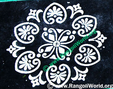 simple rangoli using instrument 3