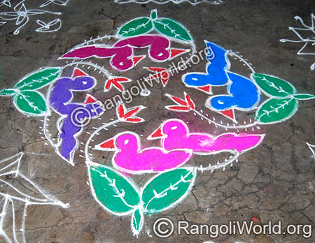 Twin Bird in leaf nest Pulli Kolam